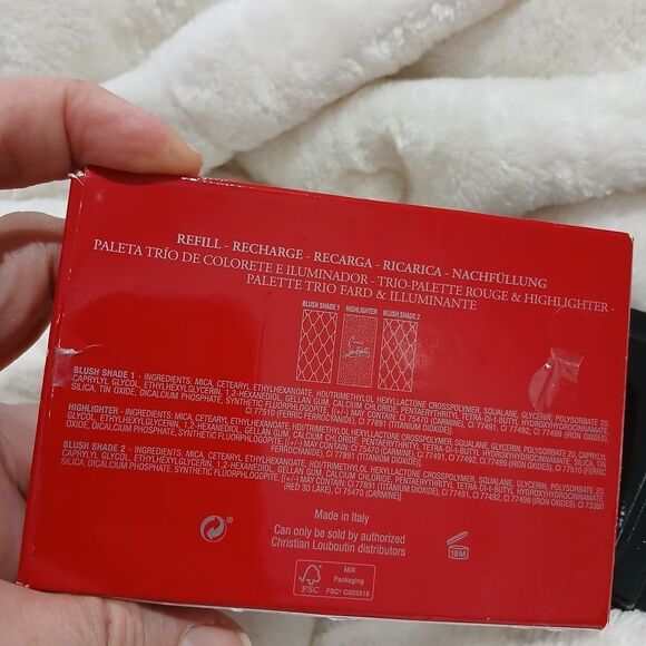 Christian Louboutin Pink and Gold Blush Palette - Picture 3 of 3